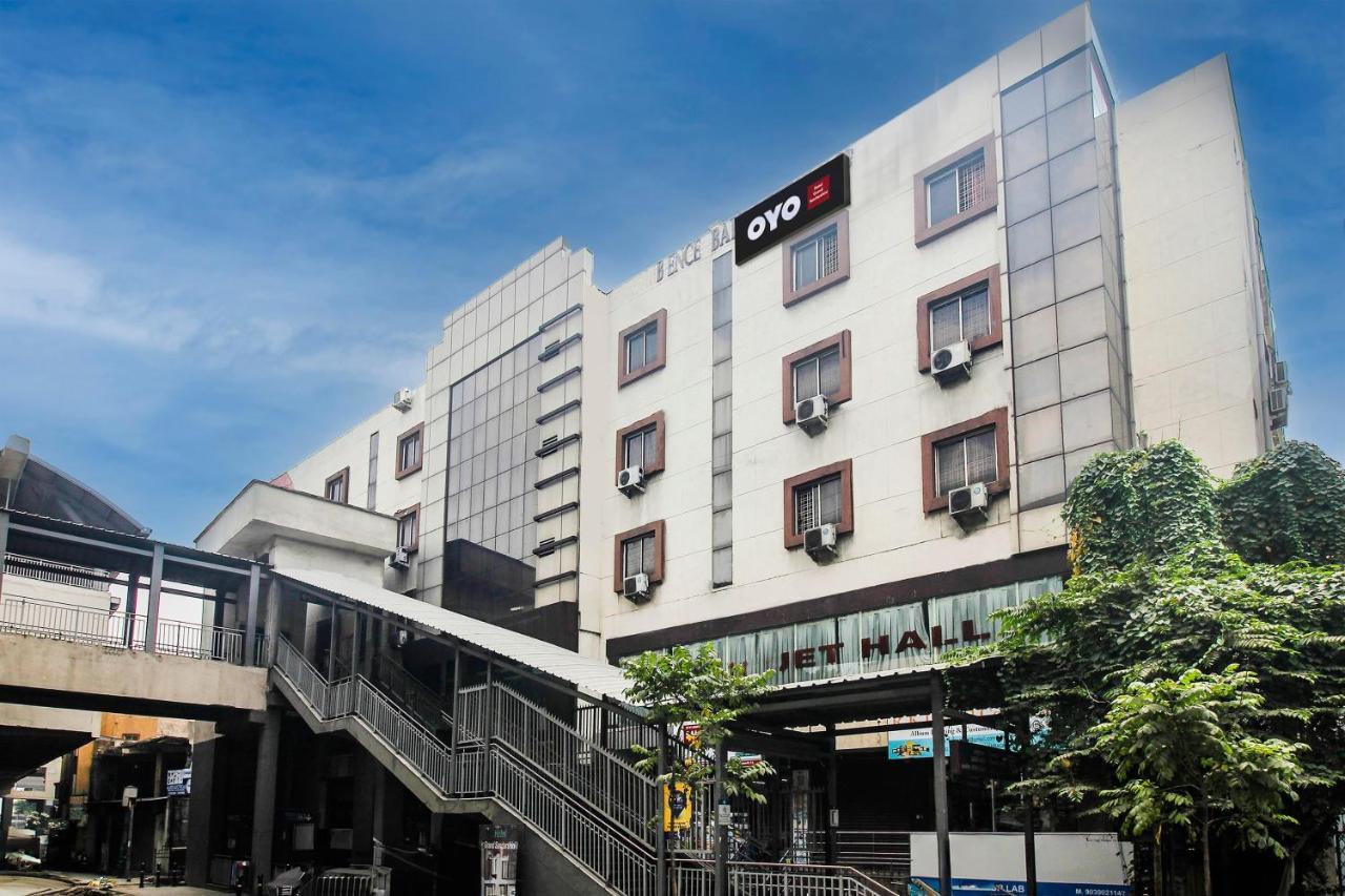 Flagship Grand Sandarshini Inn Near Mgbs Bus Station Hyderabad Exterior foto